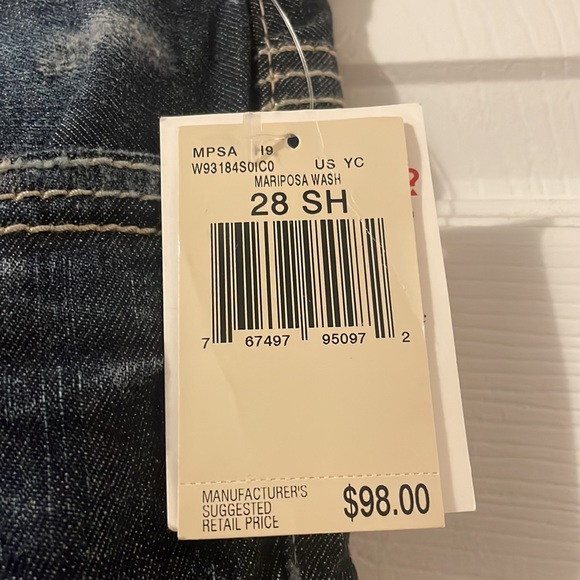 Guess Jeans - Picture 3 of 6